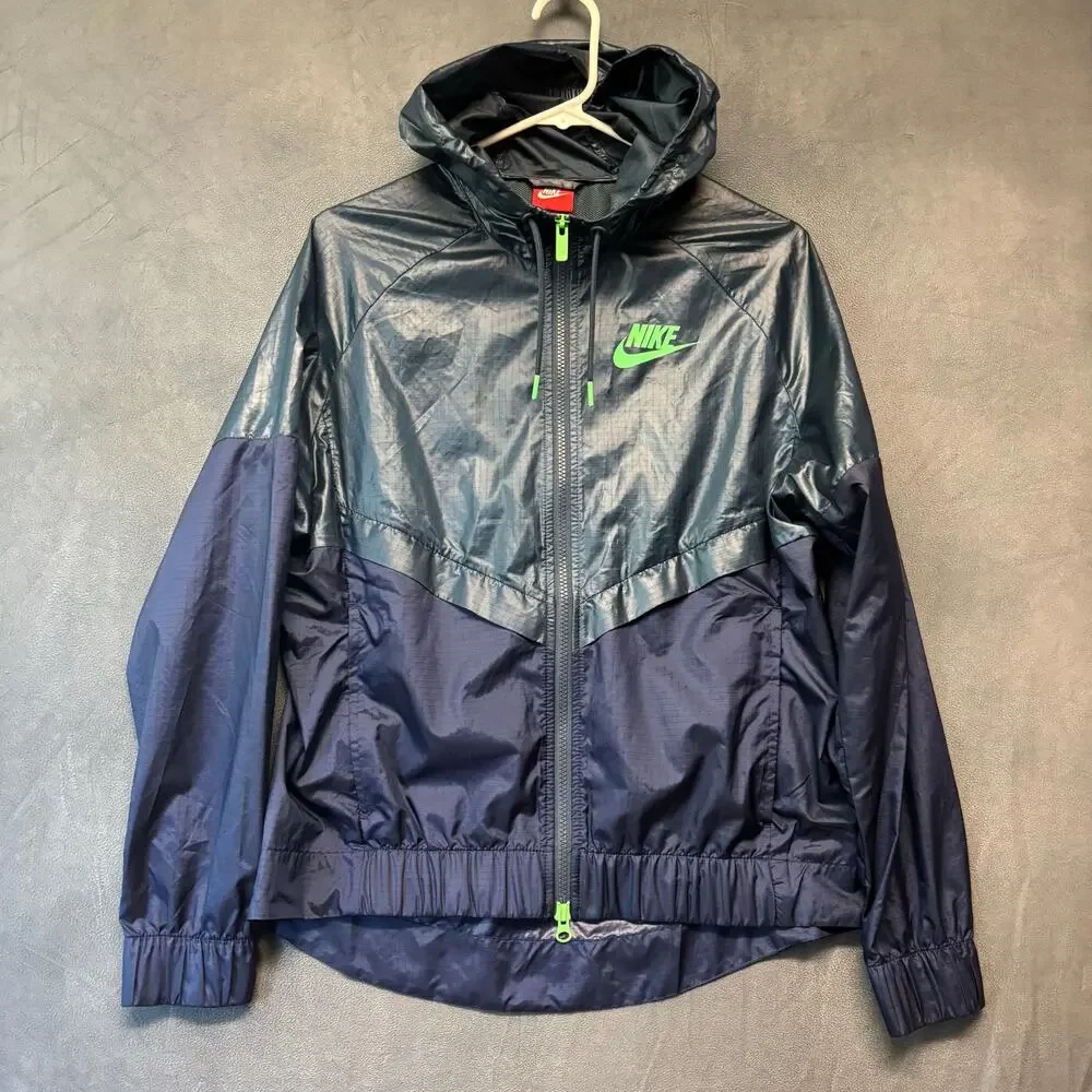 Nike Windrunner Jacket Logo Full Zip Hooded Lightweight Windbreaker Gorpcore